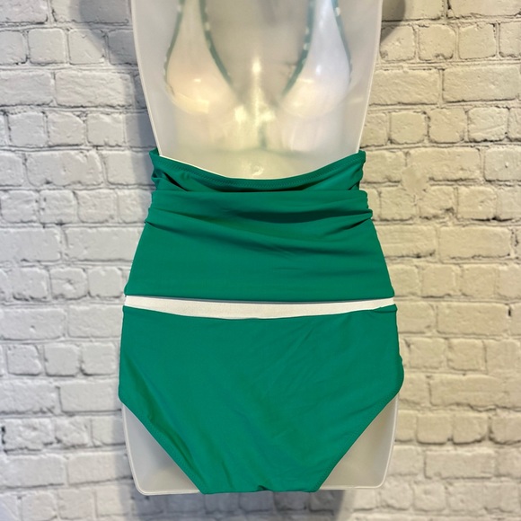 NWT Womens Green and White Swimdress Swimsuit- Small - Picture 7 of 10